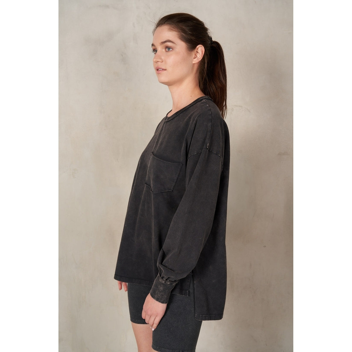 Crew Neck High-Low Hem