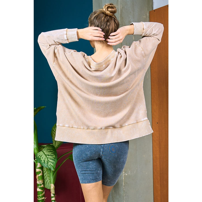 Round Neck Pullover Sweatshirt