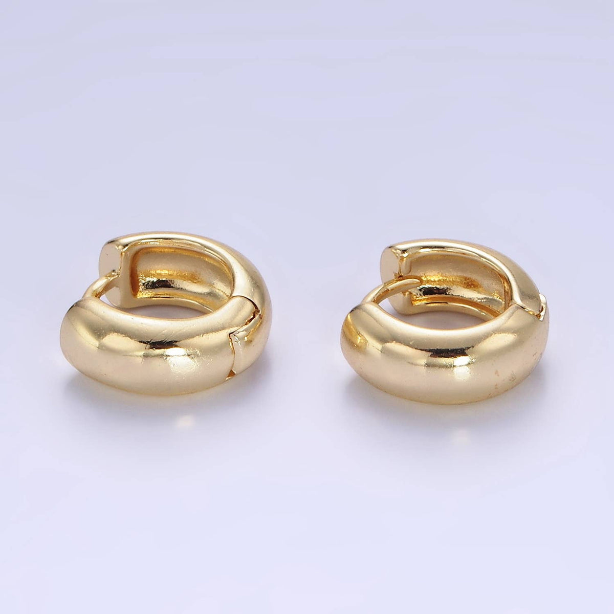 Golden Hug - 14K Gold Filled Chubby Cartilage Earrings